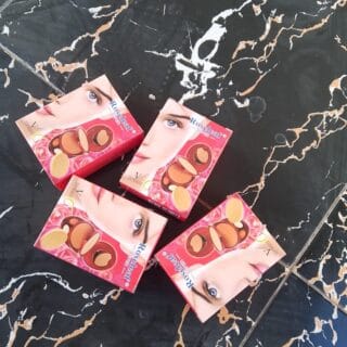 Medium-Sized Rose Leaf + Sponge + Eye Palette + 2 in 1 Face Powder